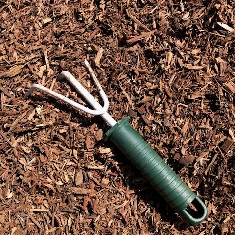 Mini Hardwood Mulch | SPVSoils