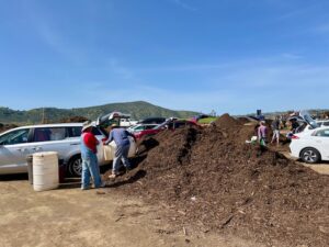 FPGS participants and Grower's Mulch | SPV Soils